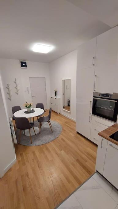 Apartment Green Lux เบลเกรด ภายนอก รูปภาพ